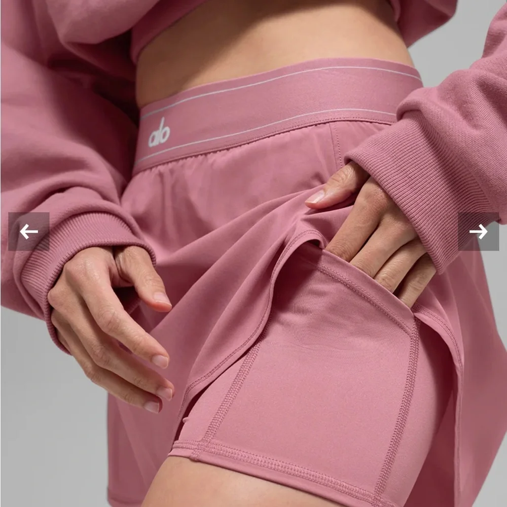 ALO Yoga Match Point Tennis Skirt Medium Limited: Pink Wild Rose NWT - Picture 2 of 7